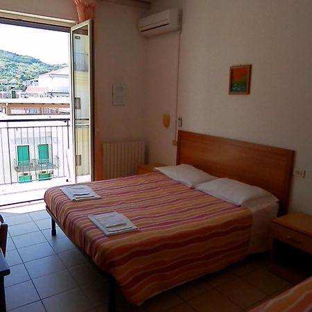B&B Attico Mare San Benedetto del Tronto Exterior foto