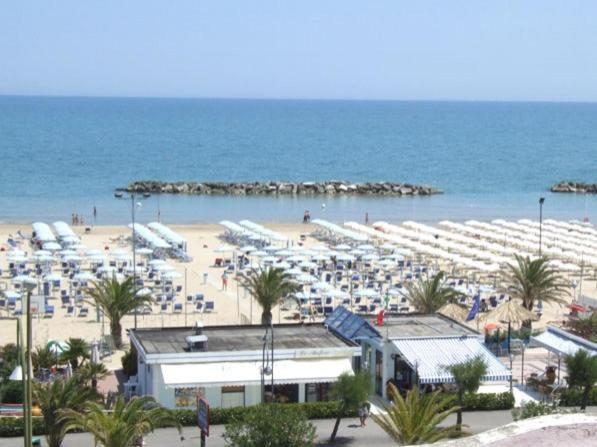 B&B Attico Mare San Benedetto del Tronto Exterior foto