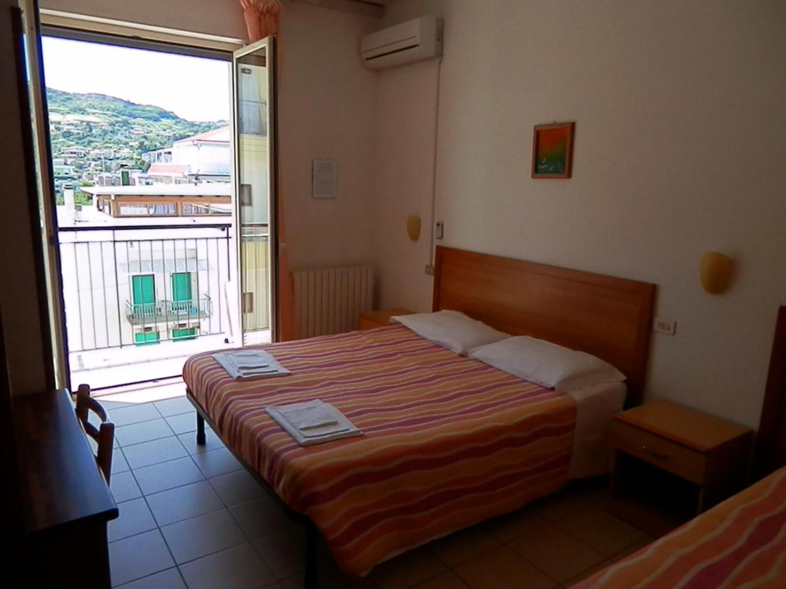 B&B Attico Mare San Benedetto del Tronto Exterior foto
